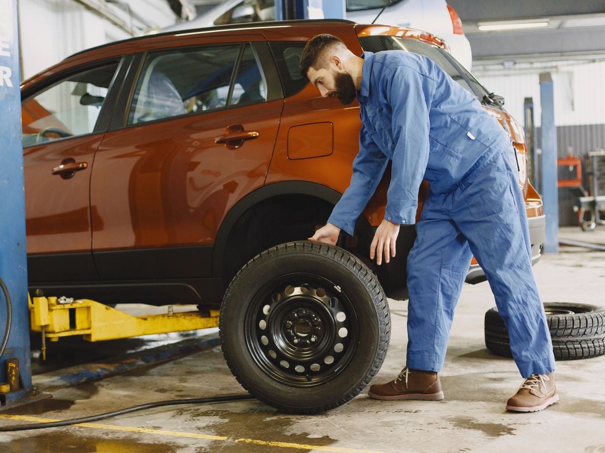 Tire and alignment